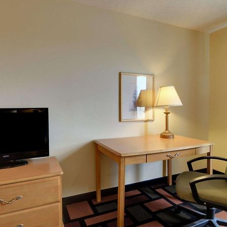 Quality Inn & Suites Malvern Ngoại thất bức ảnh