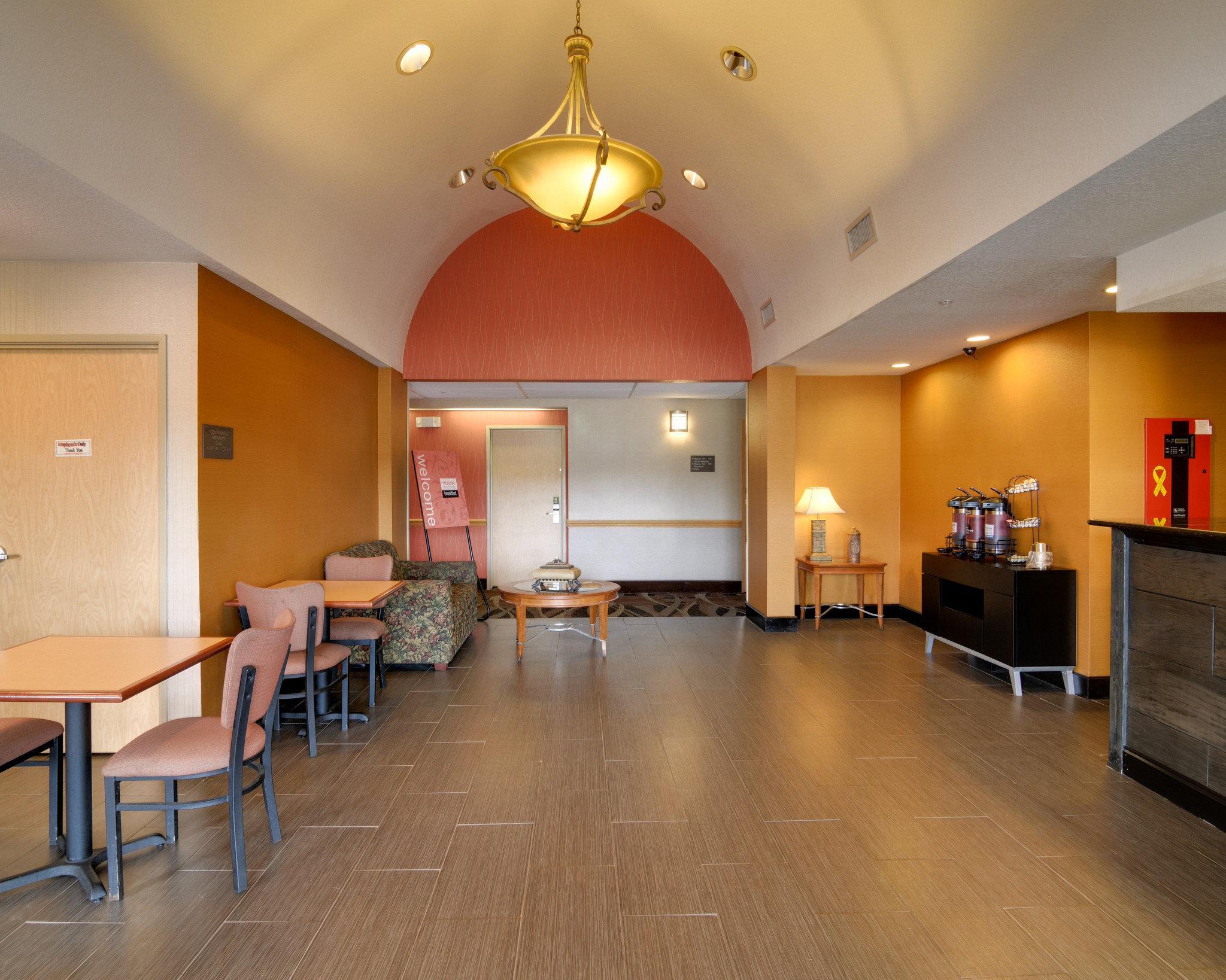 Quality Inn & Suites Malvern Ngoại thất bức ảnh